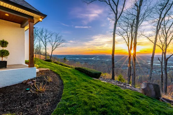 $2,500,000 | 8269 Balata Drive, Ooltewah, TN 37363