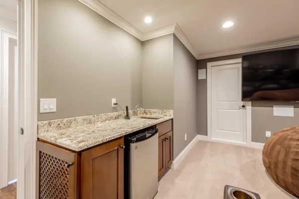 $2,500,000 | 8269 Balata Drive, Ooltewah, TN 37363