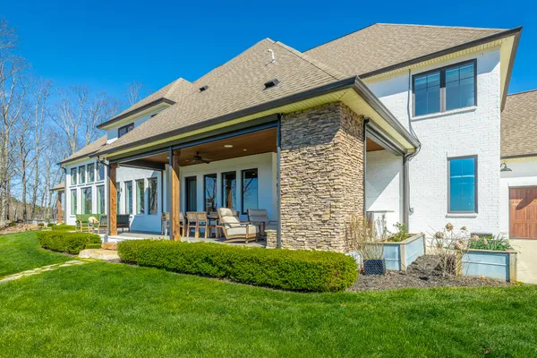 $2,500,000 | 8269 Balata Drive, Ooltewah, TN 37363