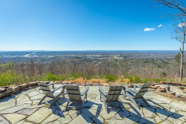 $2,500,000 | 8269 Balata Drive, Ooltewah, TN 37363