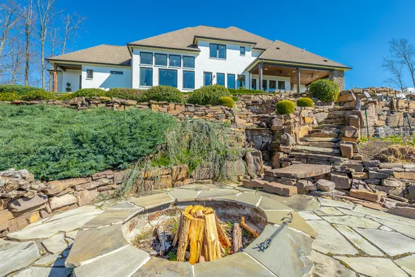 $2,500,000 | 8269 Balata Drive, Ooltewah, TN 37363