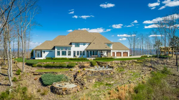 $2,500,000 | 8269 Balata Drive, Ooltewah, TN 37363