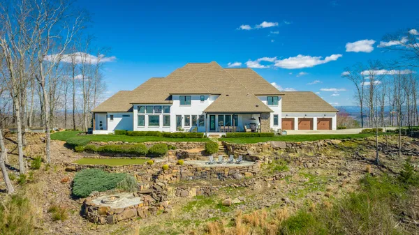 $2,500,000 | 8269 Balata Drive, Ooltewah, TN 37363