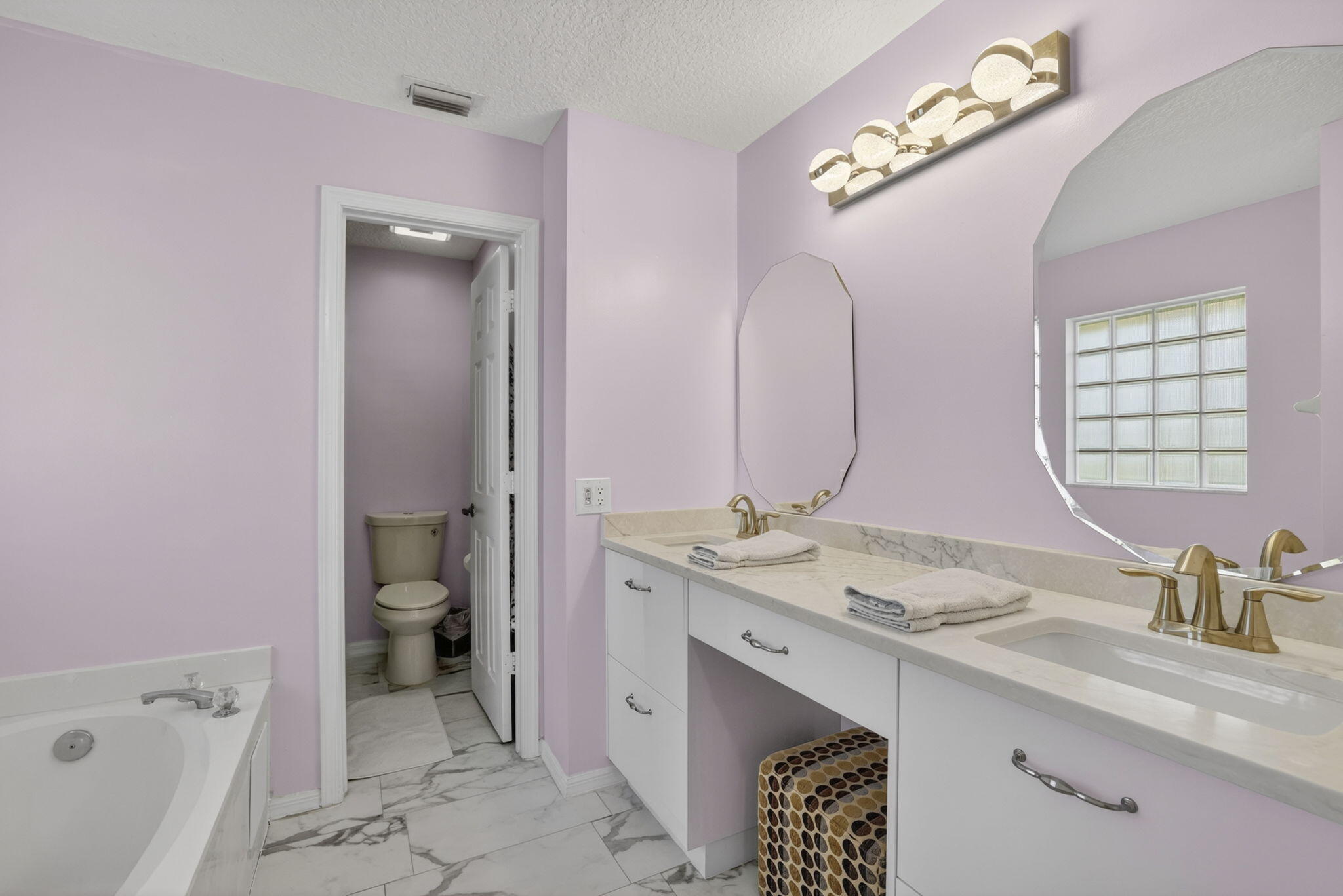 2097 Bonisle Circle Riviera Beach, FL 33418 - Photo 12 of 35 Master Bathroom
