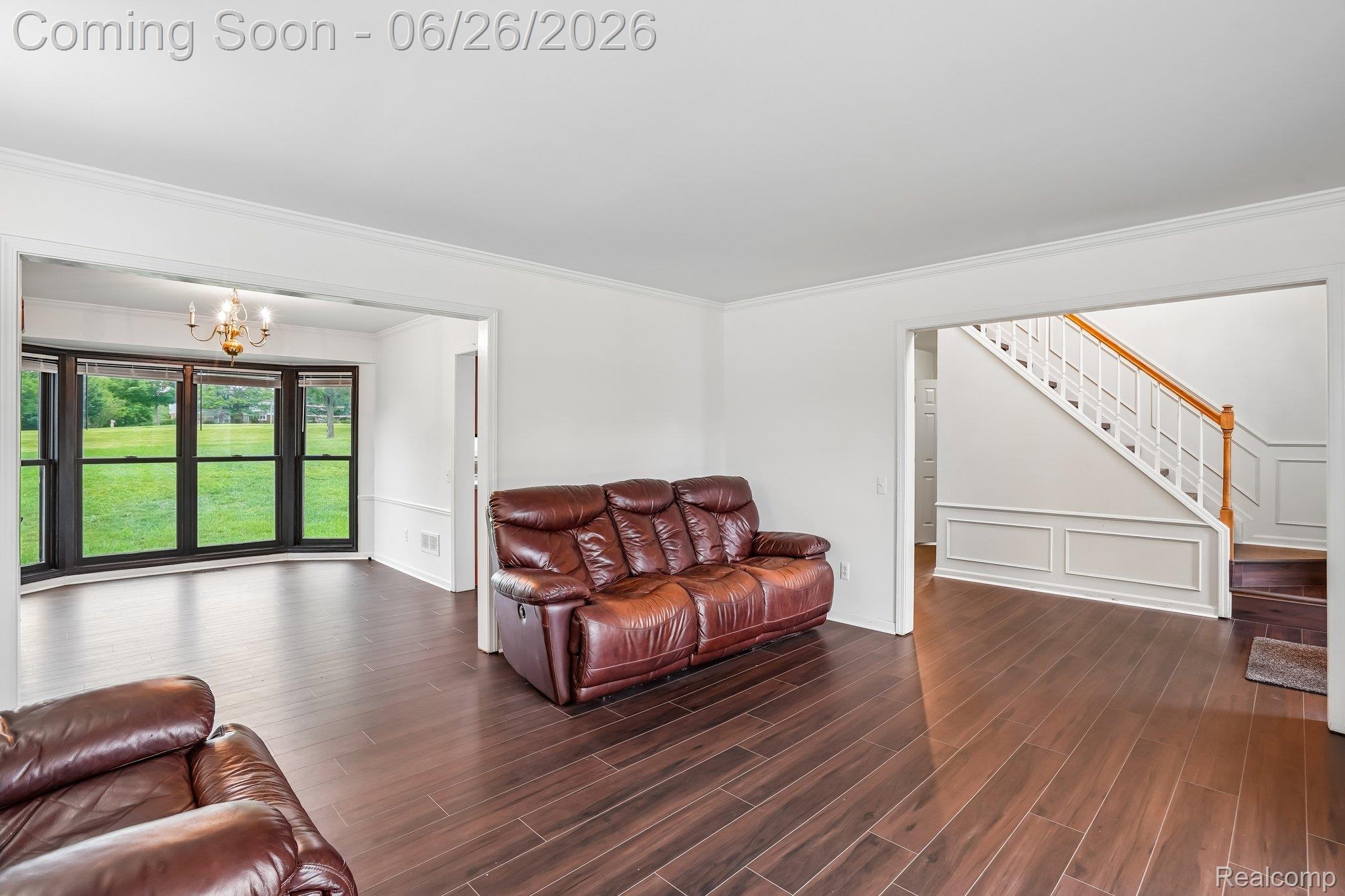 1687 Grandview Drive Rochester, MI 48306 - Photo 19 of 45 Living room opening to the dining room