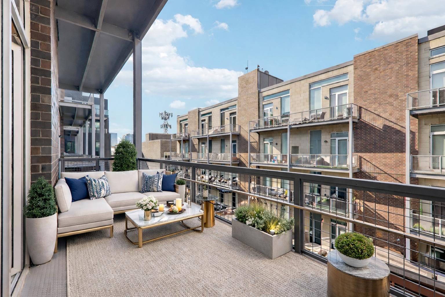 20 North Carpenter Street, Unit 4N Chicago, IL 60607 - Photo 14 of 27