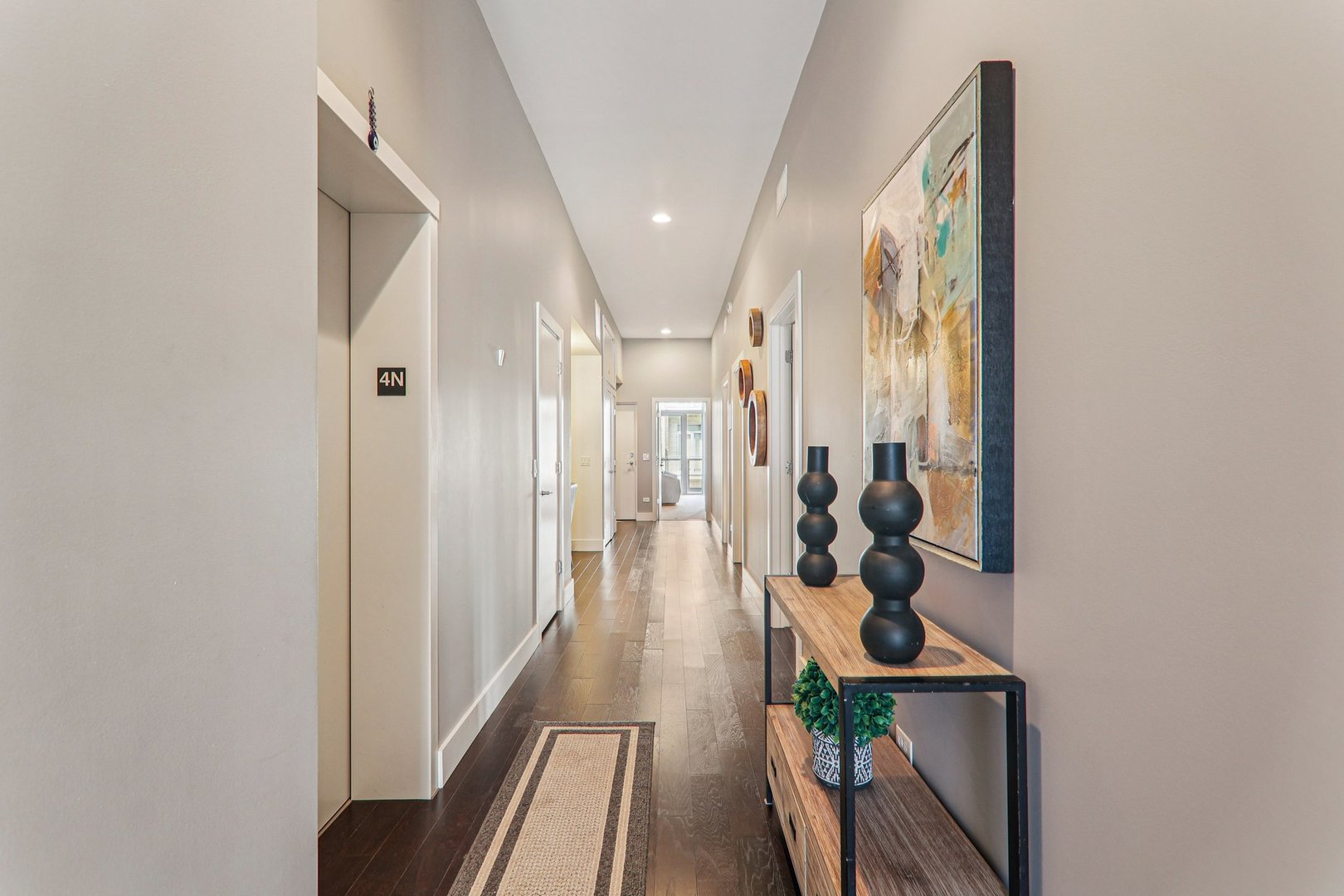 20 North Carpenter Street, Unit 4N Chicago, IL 60607 - Photo 3 of 27