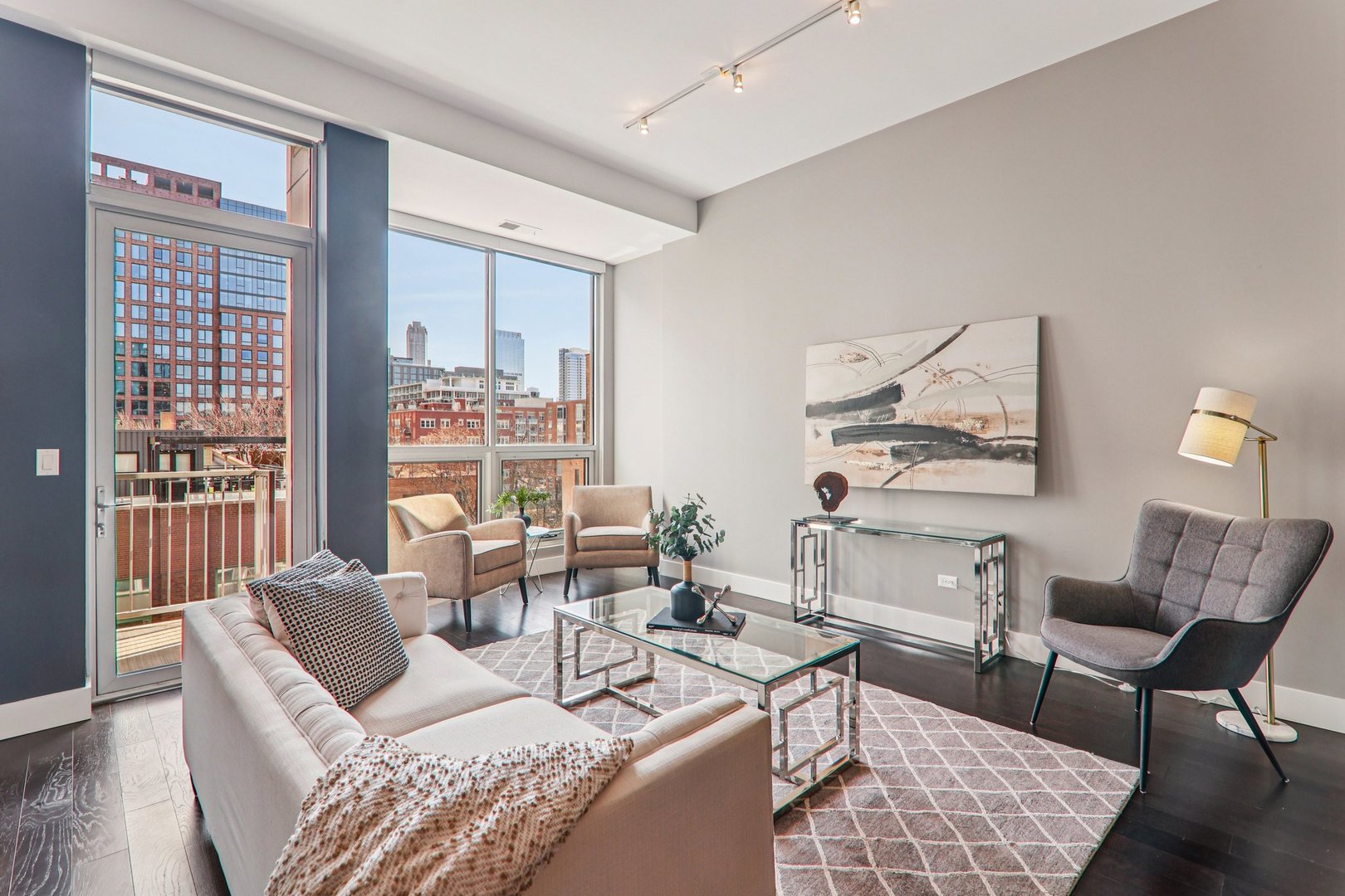 20 North Carpenter Street, Unit 4N Chicago, IL 60607 - Photo 4 of 27