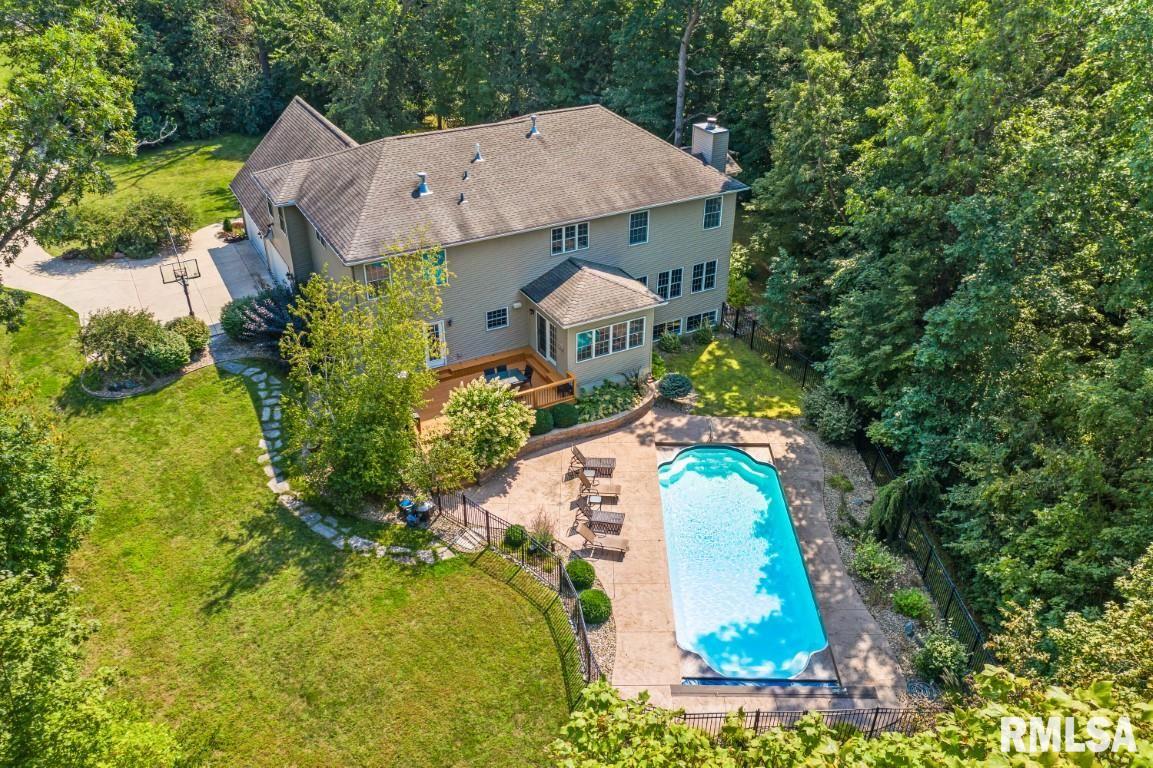 1812 Autumn Ridge Washington, IL 61571 - Photo 2 of 50 Gallery Image 2