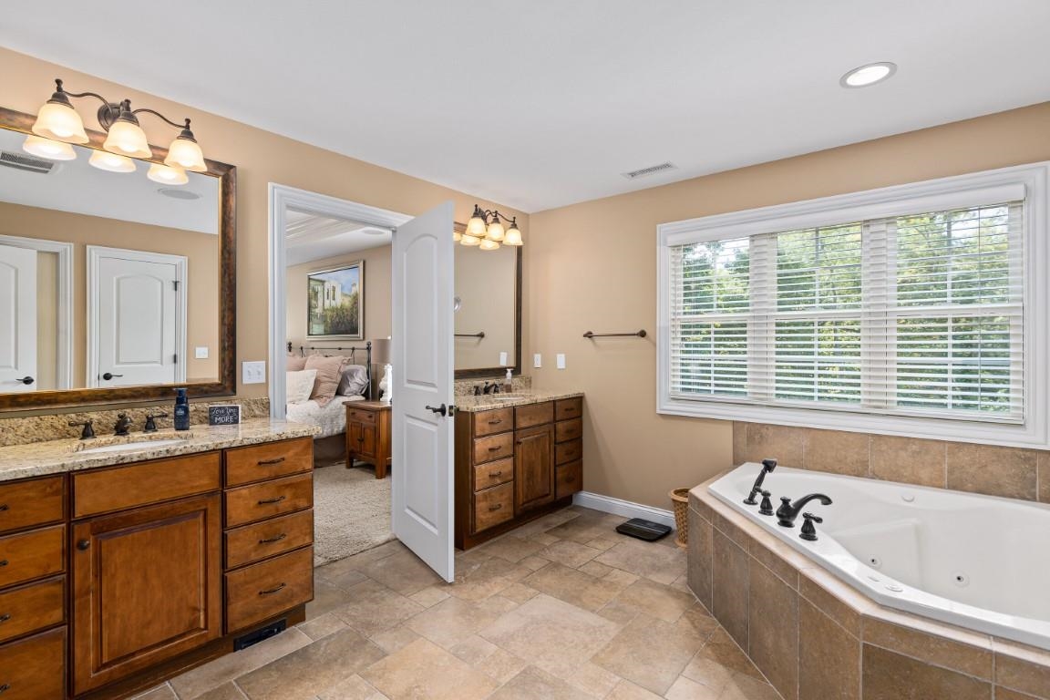 1812 Autumn Ridge Washington, IL 61571 - Photo 23 of 50 Gallery Image 23