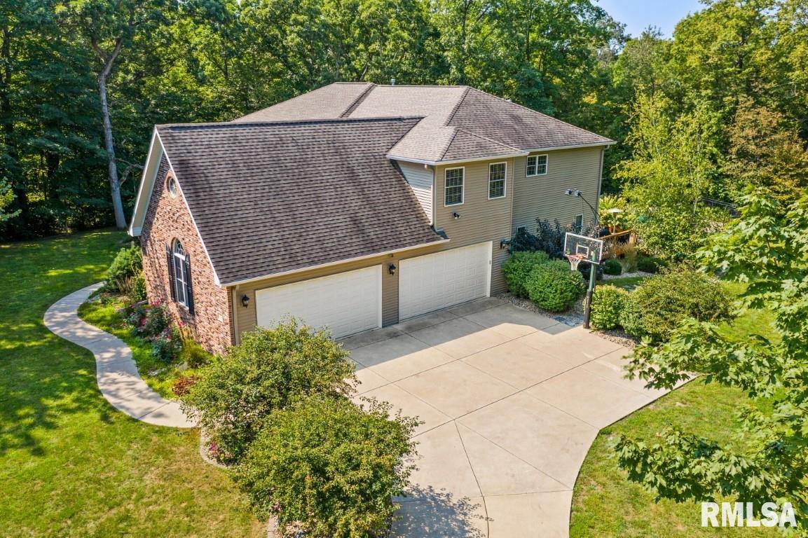 1812 Autumn Ridge Washington, IL 61571 - Photo 4 of 50 Gallery Image 4