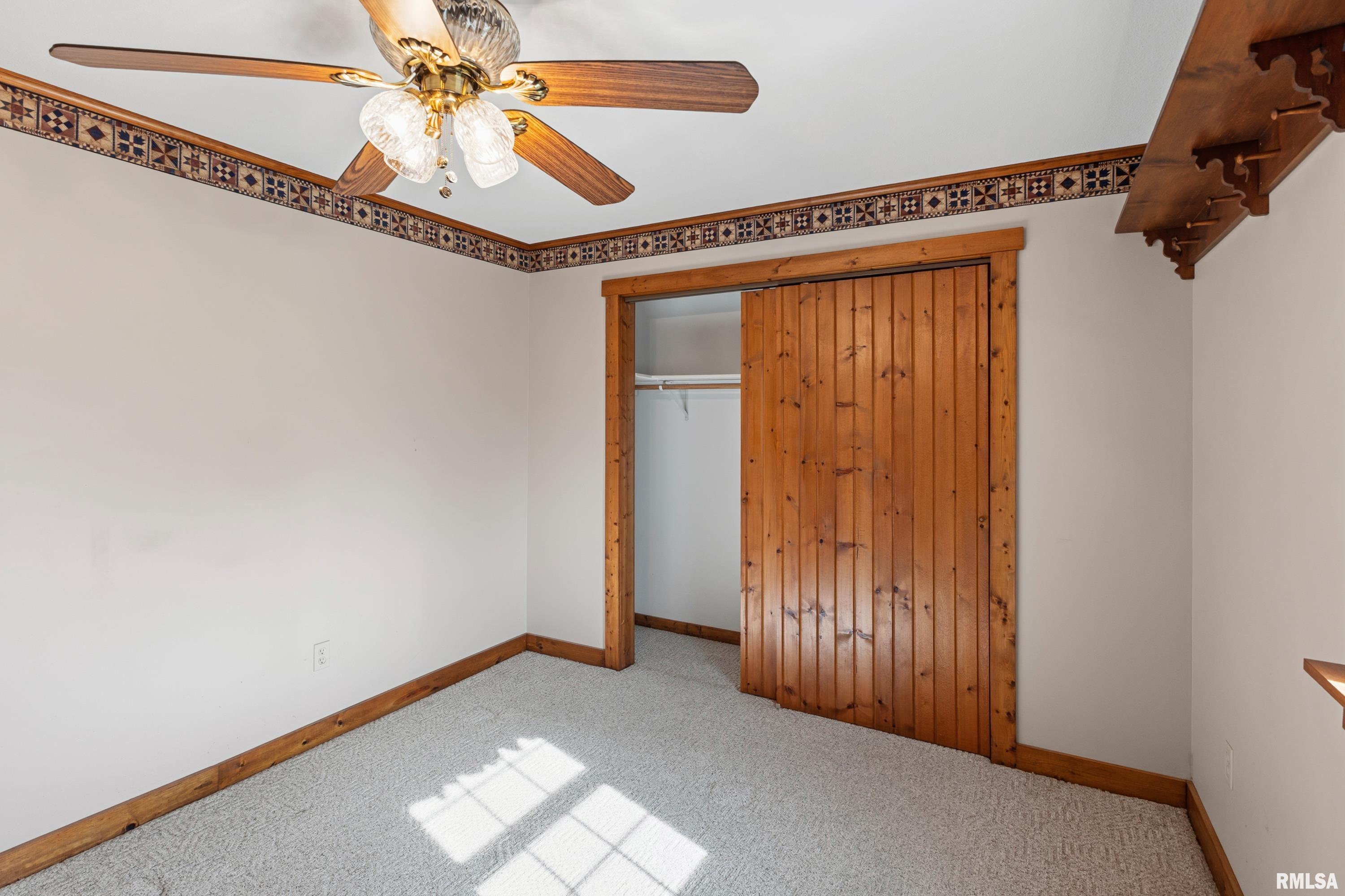 409 North Main Street Payson, IL 62360 - Photo 17 of 35