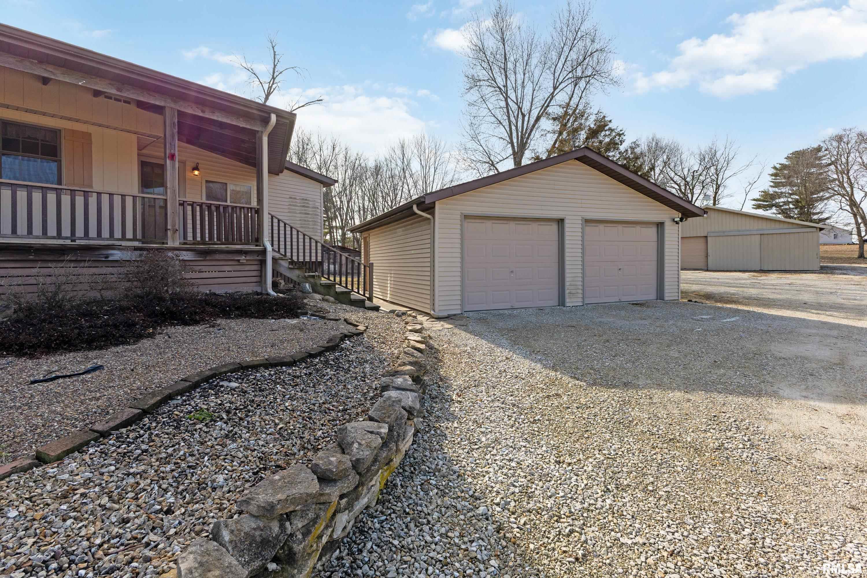 409 North Main Street Payson, IL 62360 - Photo 29 of 35