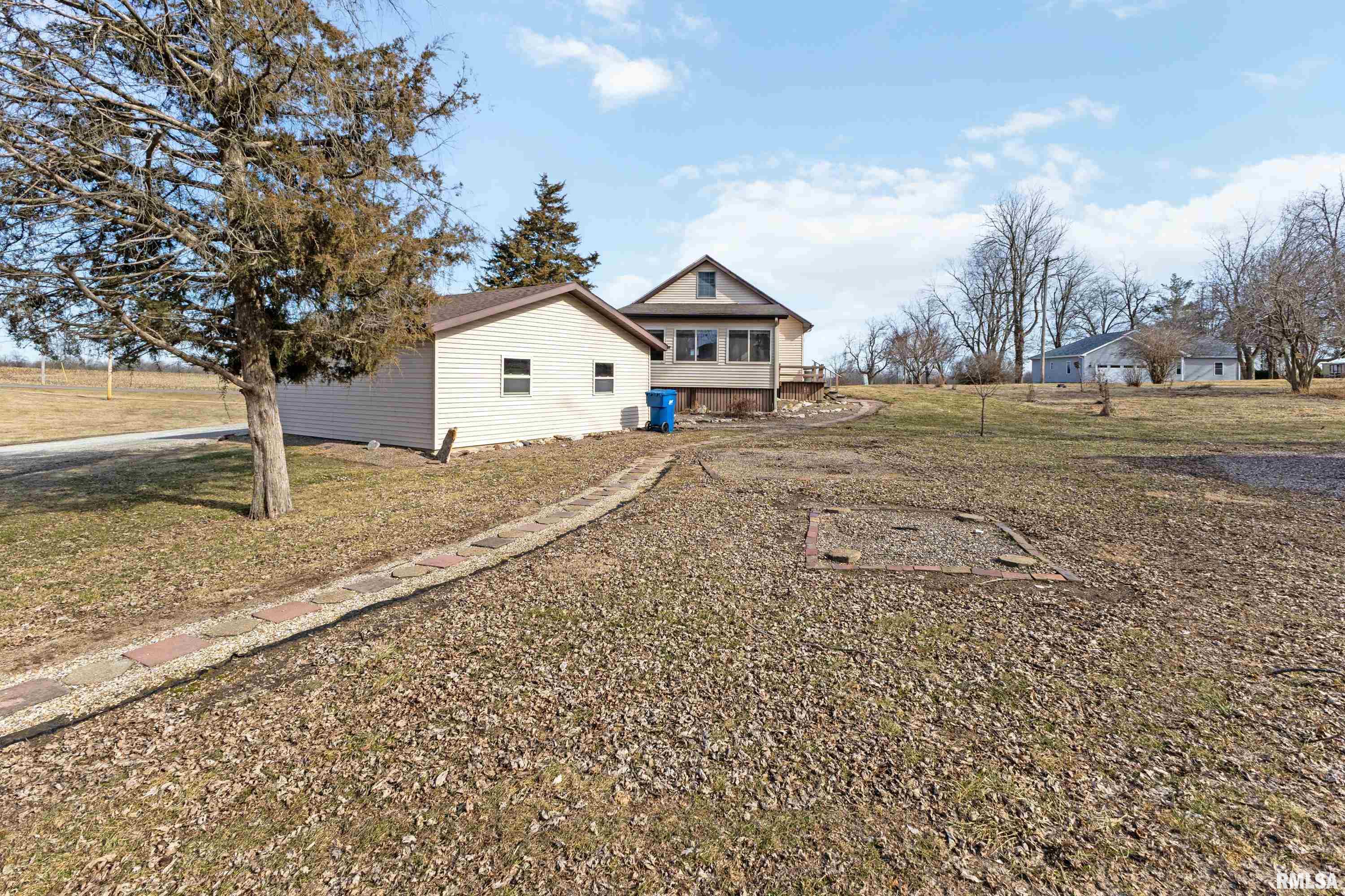 409 North Main Street Payson, IL 62360 - Photo 31 of 35