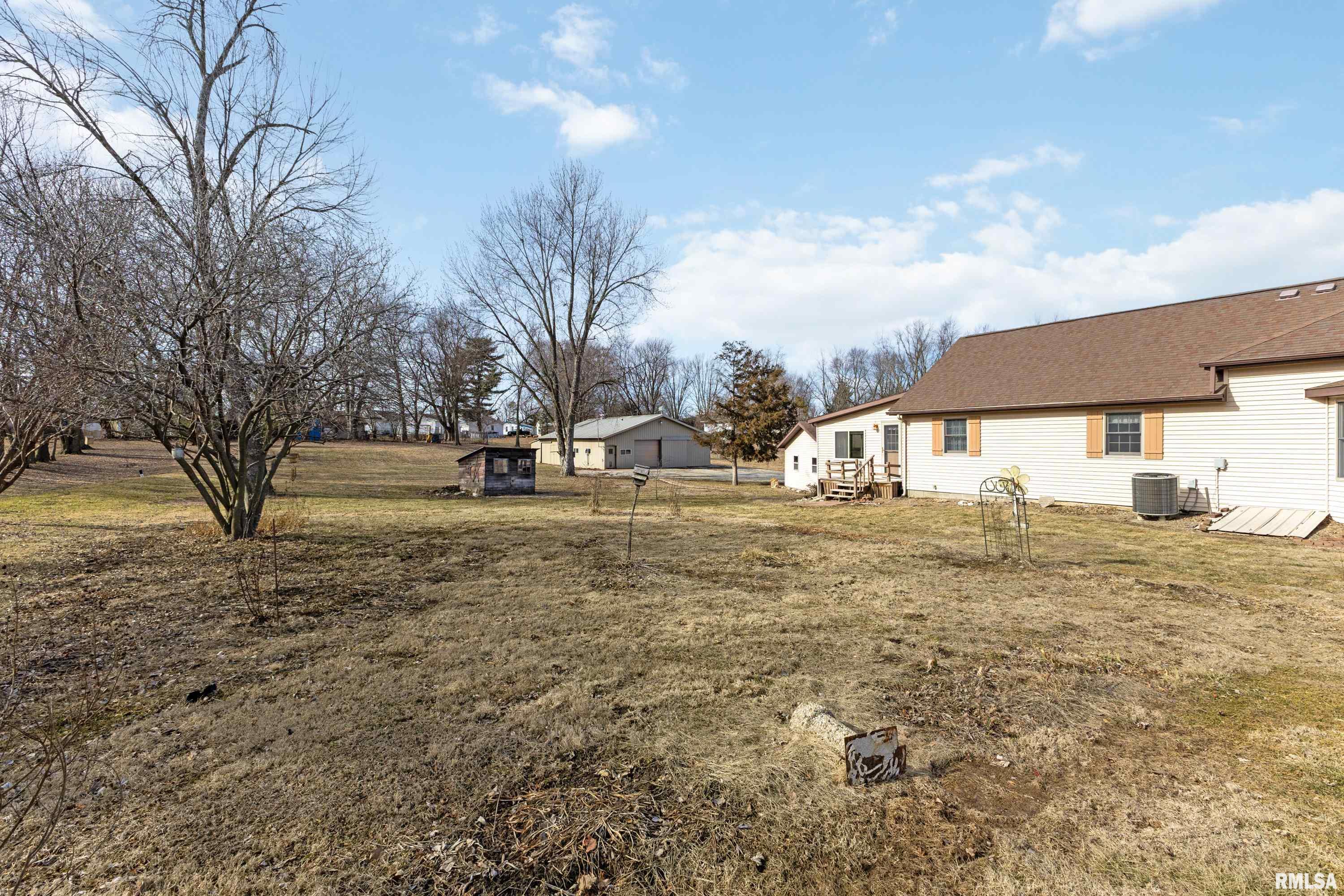 409 North Main Street Payson, IL 62360 - Photo 33 of 35