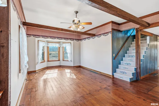 $314,900 | 409 North Main Street, Payson, IL 62360