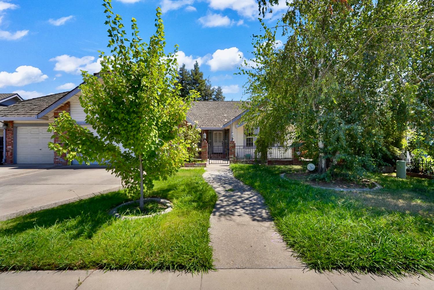2010 North Quincy Road Turlock, CA 95382 - Photo 2 of 33 Gallery Image 2