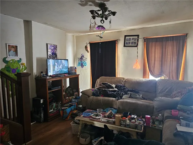 $68,900 | 255 West Henry Street, Elmira, NY 14904