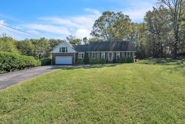 $360,000 | 425 Centennial Avenue, Lewisburg, TN 37091