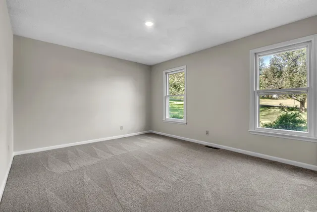 $360,000 | 425 Centennial Avenue, Lewisburg, TN 37091