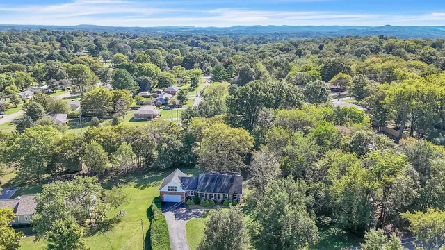 $360,000 | 425 Centennial Avenue, Lewisburg, TN 37091