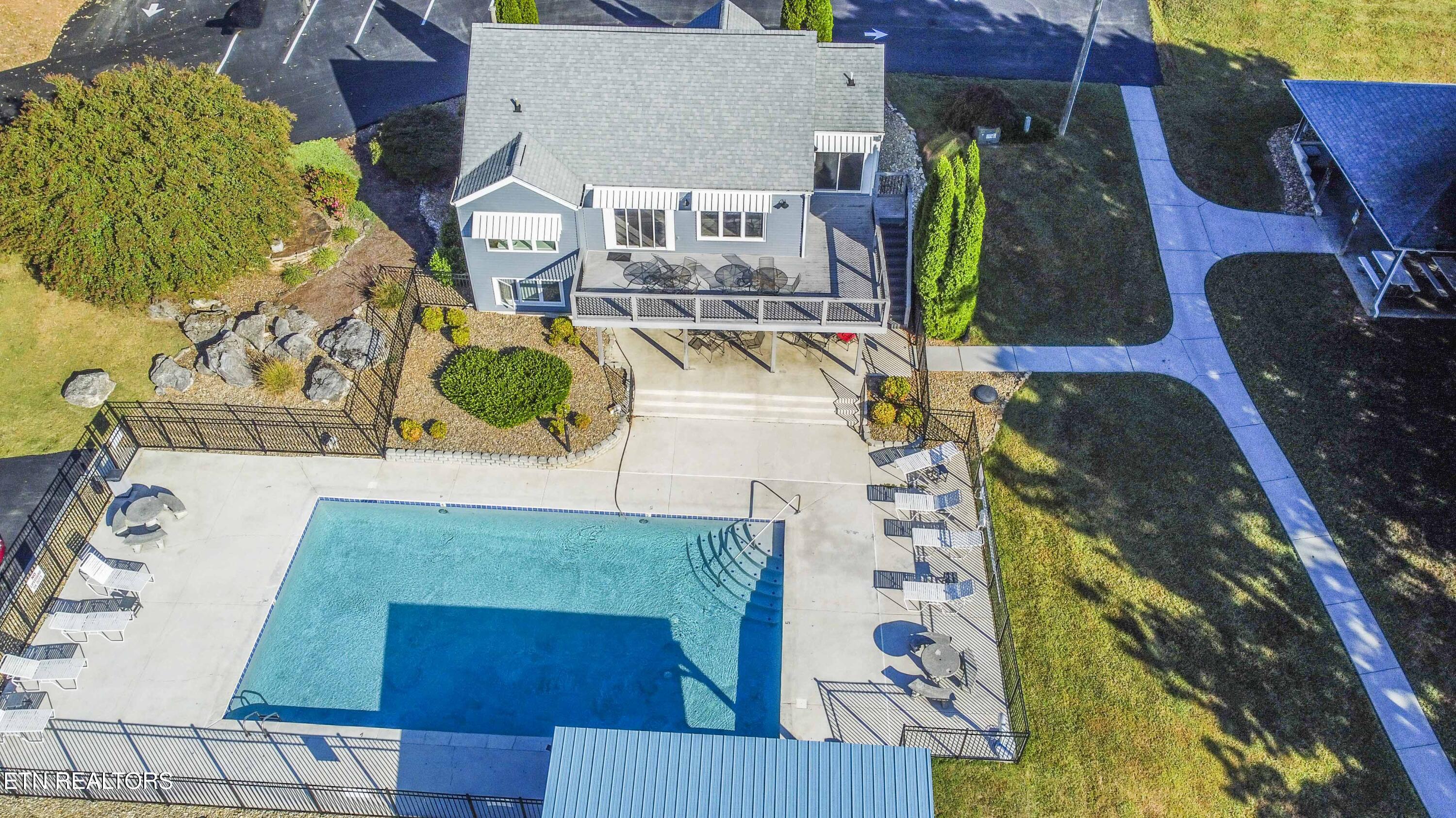 109 Timberlake Drive Greenback, TN 37742 - Photo 23 of 26 Foothills Pointe Pool: clubhouse