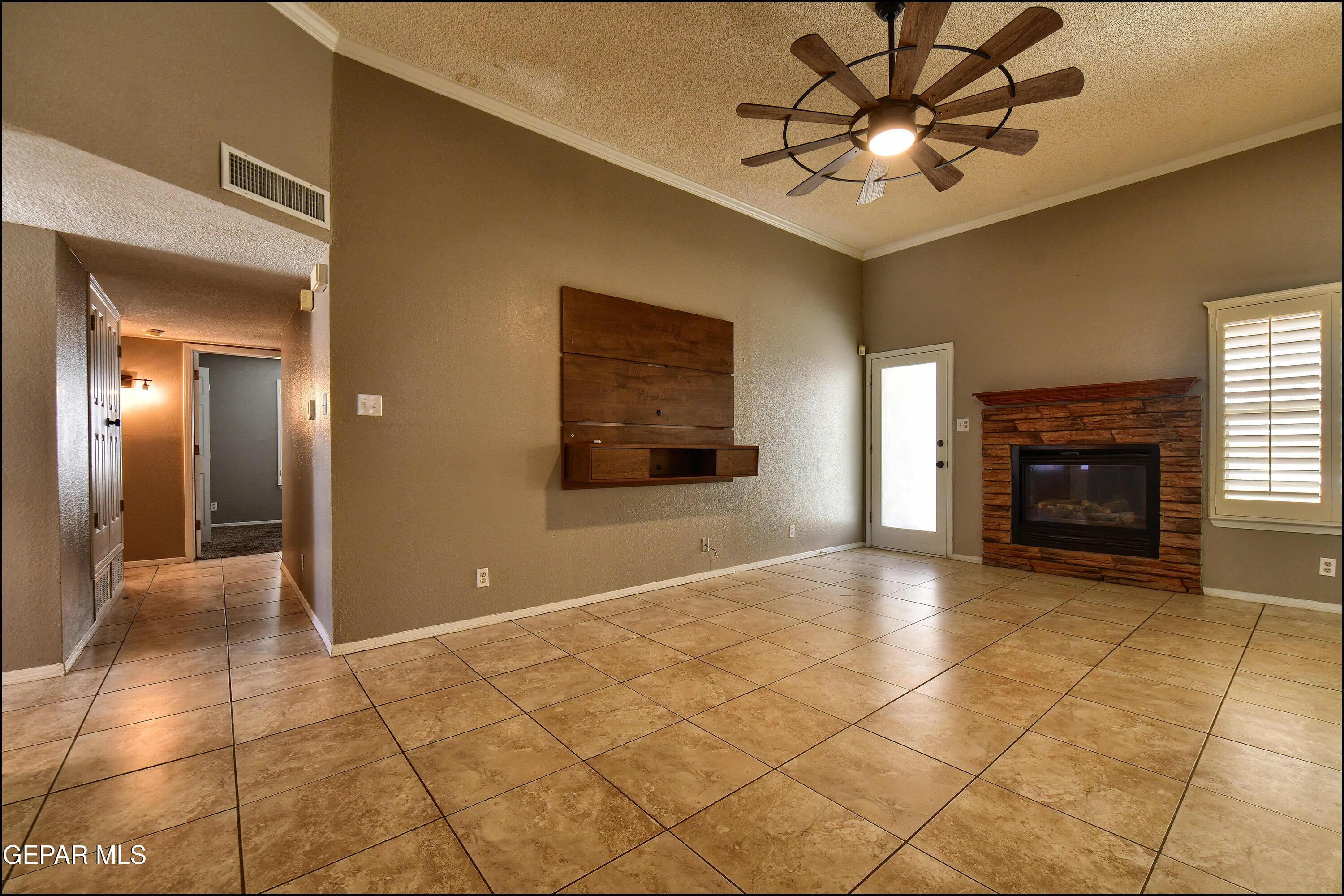 1424 Rainbow Ridge Drive El Paso, TX 79912 - Photo 11 of 69 07