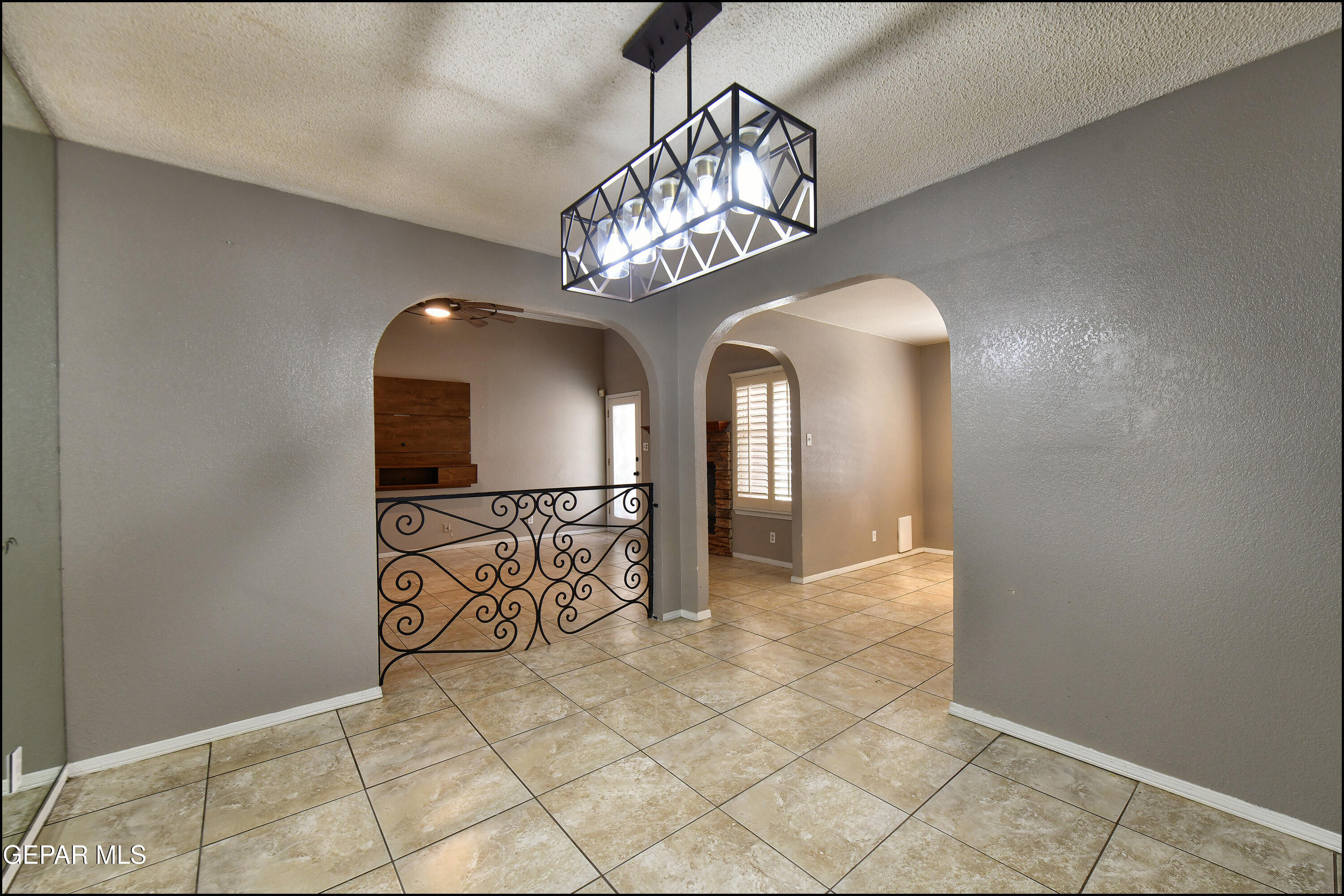 1424 Rainbow Ridge Drive El Paso, TX 79912 - Photo 14 of 69 11