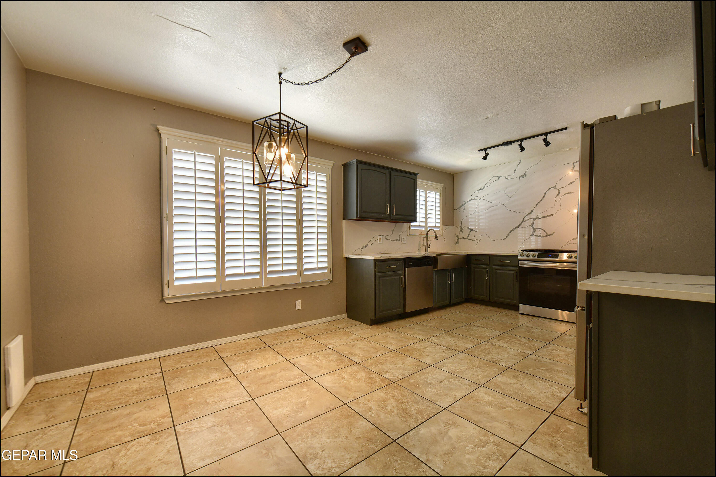 1424 Rainbow Ridge Drive El Paso, TX 79912 - Photo 16 of 69 13