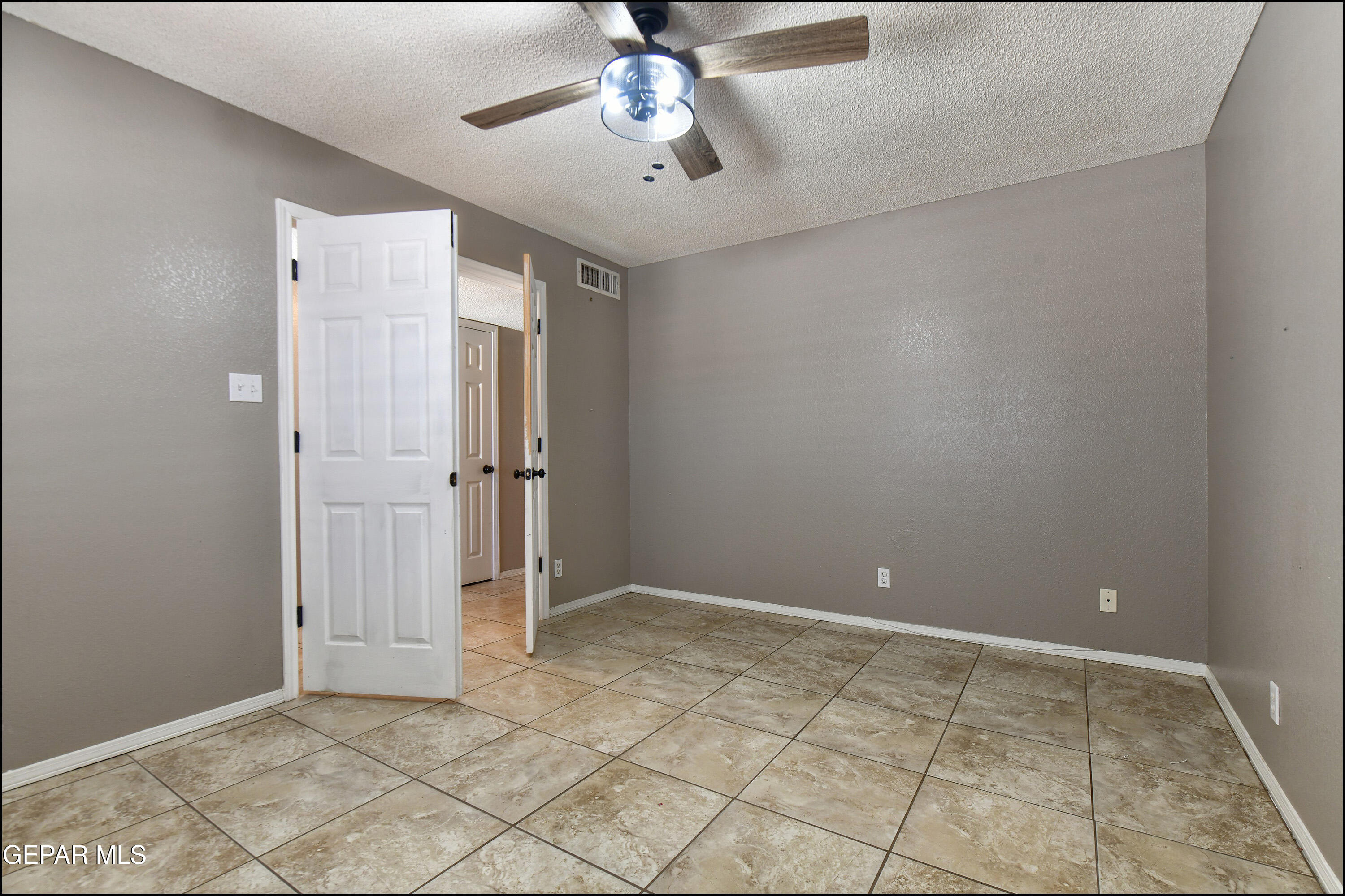 1424 Rainbow Ridge Drive El Paso, TX 79912 - Photo 24 of 69 23