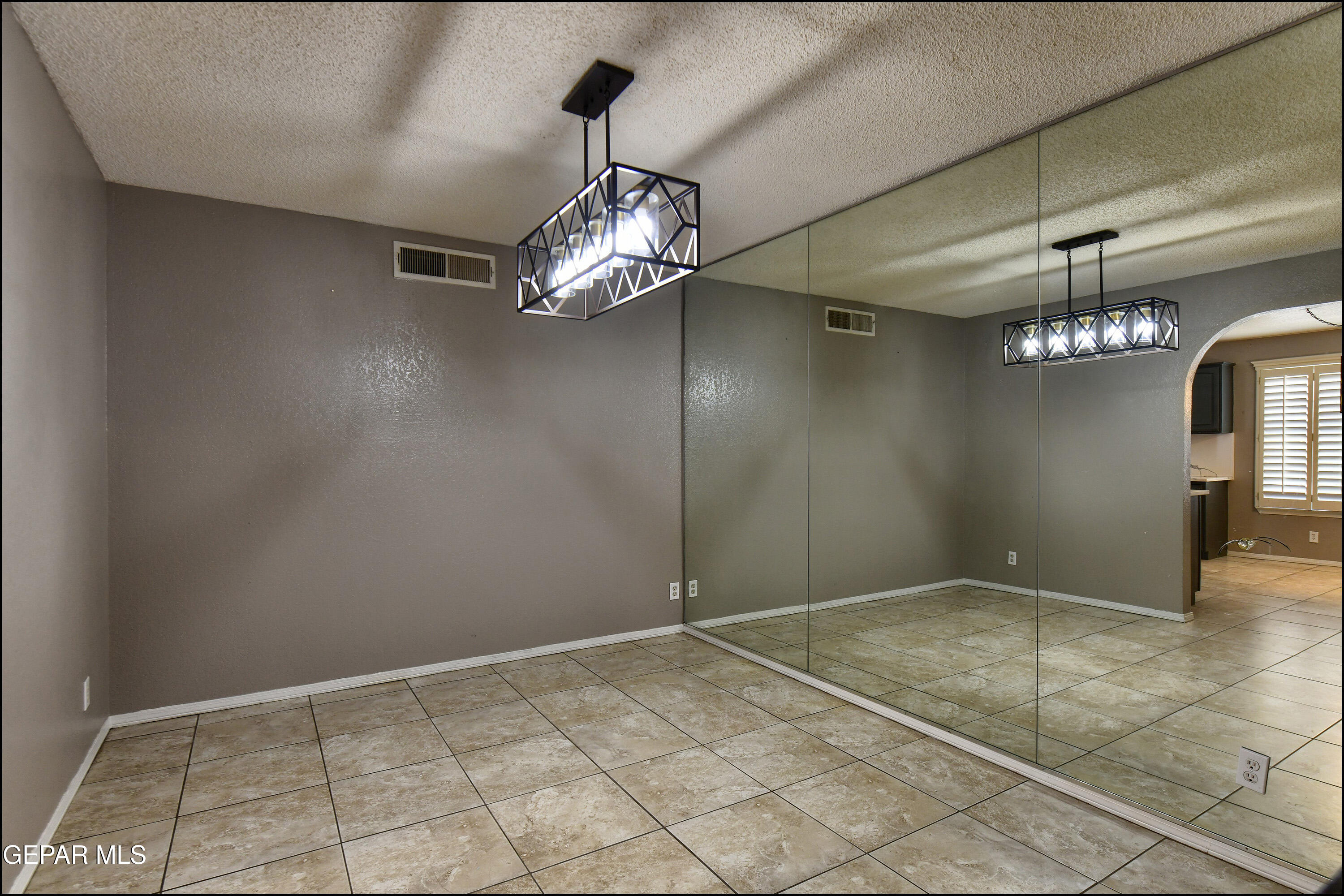 1424 Rainbow Ridge Drive El Paso, TX 79912 - Photo 3 of 69 10