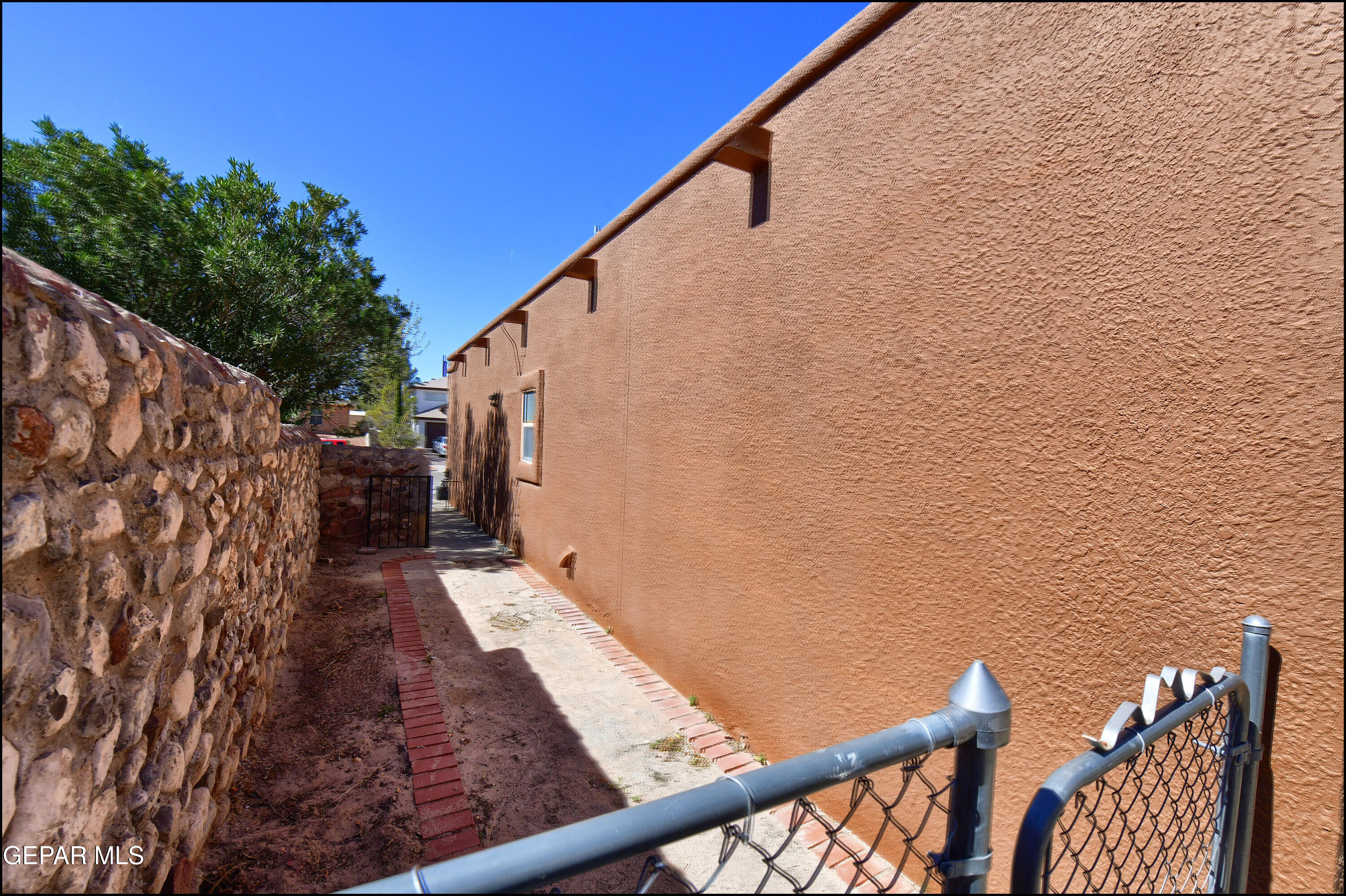 1424 Rainbow Ridge Drive El Paso, TX 79912 - Photo 41 of 69 41