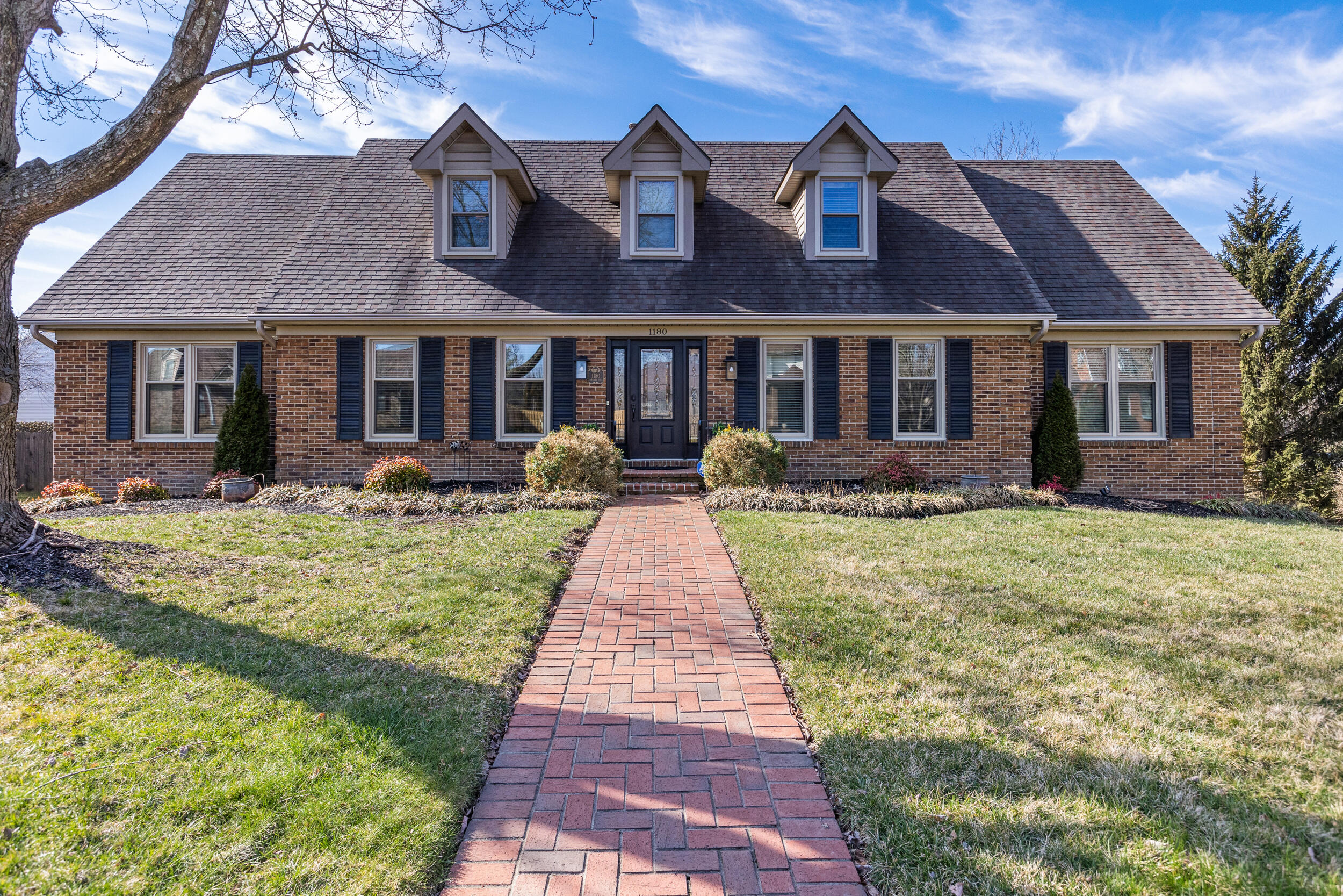1180 Tanbark Road Lexington, KY 40515 - Photo 2 of 71 img_5578
