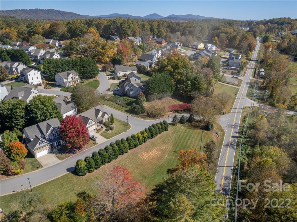 171 Clayton Road Arden, NC 28704 - Photo 3 of 18 Gallery Image 3