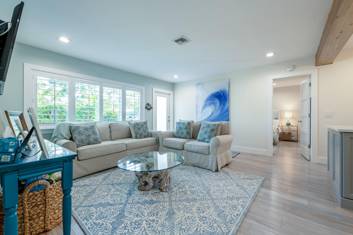 120 Windsor Road West Jupiter, FL 33469 - Photo 11 of 25 120 Windsor Rd E Jupiter FL-large-013-00