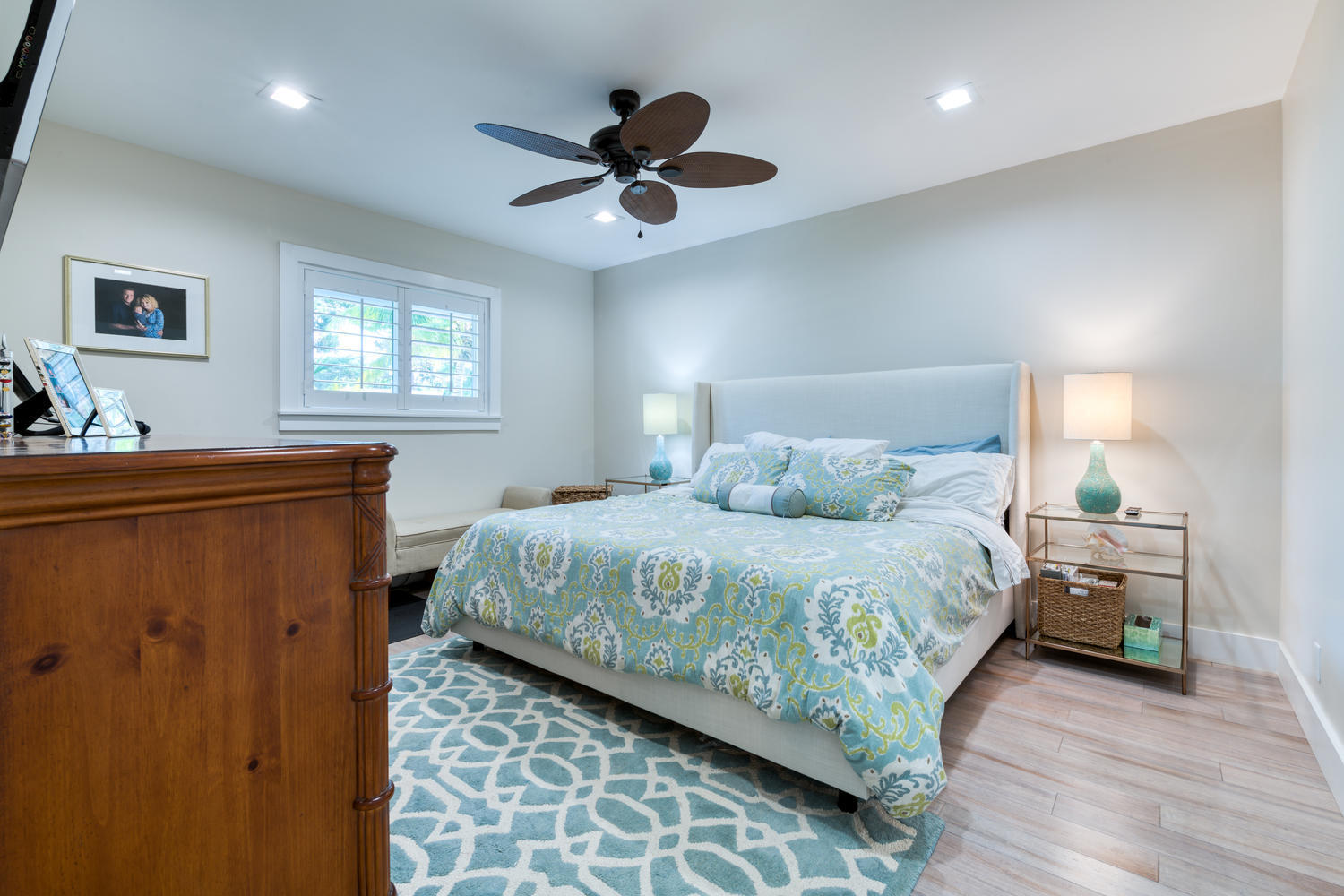 120 Windsor Road West Jupiter, FL 33469 - Photo 12 of 25 120 Windsor Rd E Jupiter FL-large-011-00