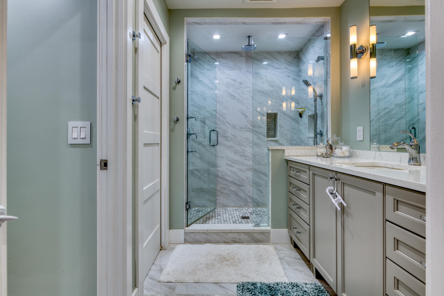 120 Windsor Road West Jupiter, FL 33469 - Photo 13 of 25 120 Windsor Rd E Jupiter FL-large-012-01