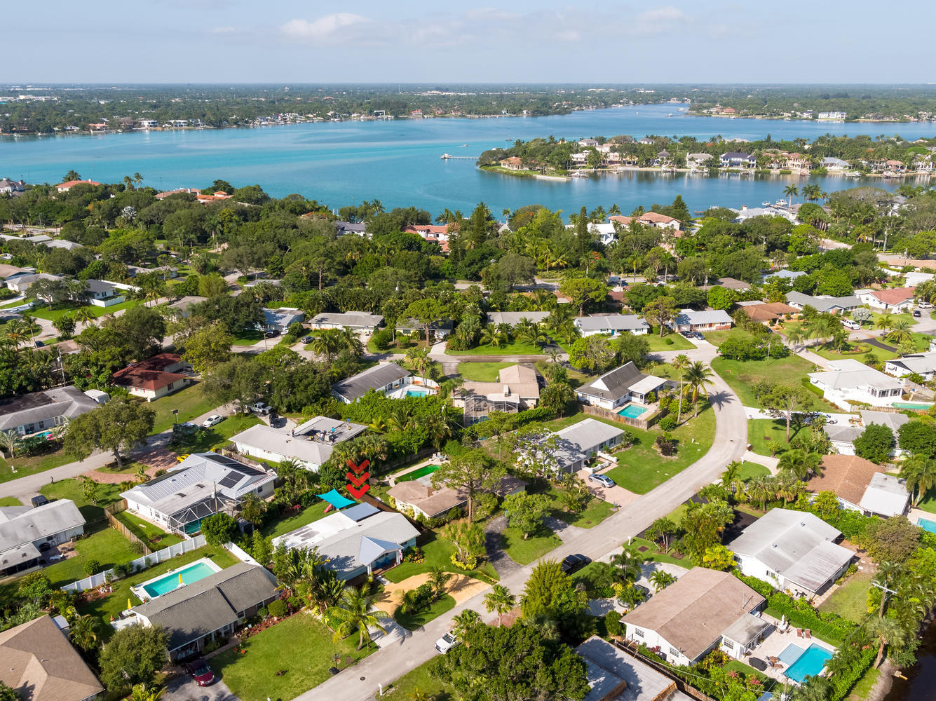 120 Windsor Road West Jupiter, FL 33469 - Photo 3 of 25 120 Windsor Rd E Jupiter FL-large-003-01