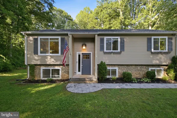 $600,000 | 7371 Crown Lane, Warrenton, VA 20187