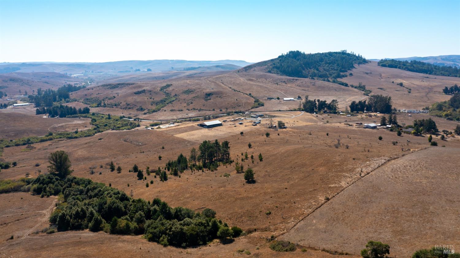 330 Valley Ford Freestone Road Sebastopol, CA 95472 - Photo 11 of 21 Gallery Image 11
