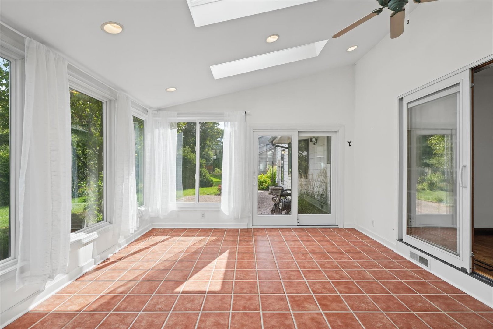 1906 Trout Valley Road Champaign, IL 61822 - Photo 43 of 90 Gallery Image 43