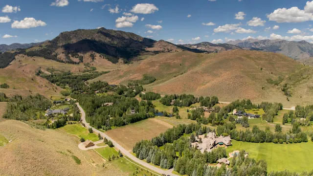 $7,250,000 | 115 Lake Creek Meadows Road, Blaine County, ID 83340