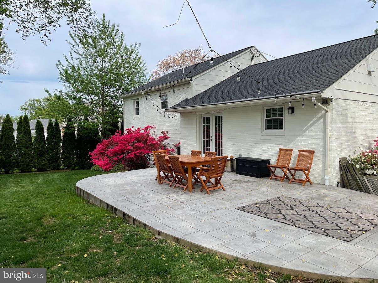 7308 Idylwood Road Falls Church, VA 22043 - Photo 3 of 23 Back Patio