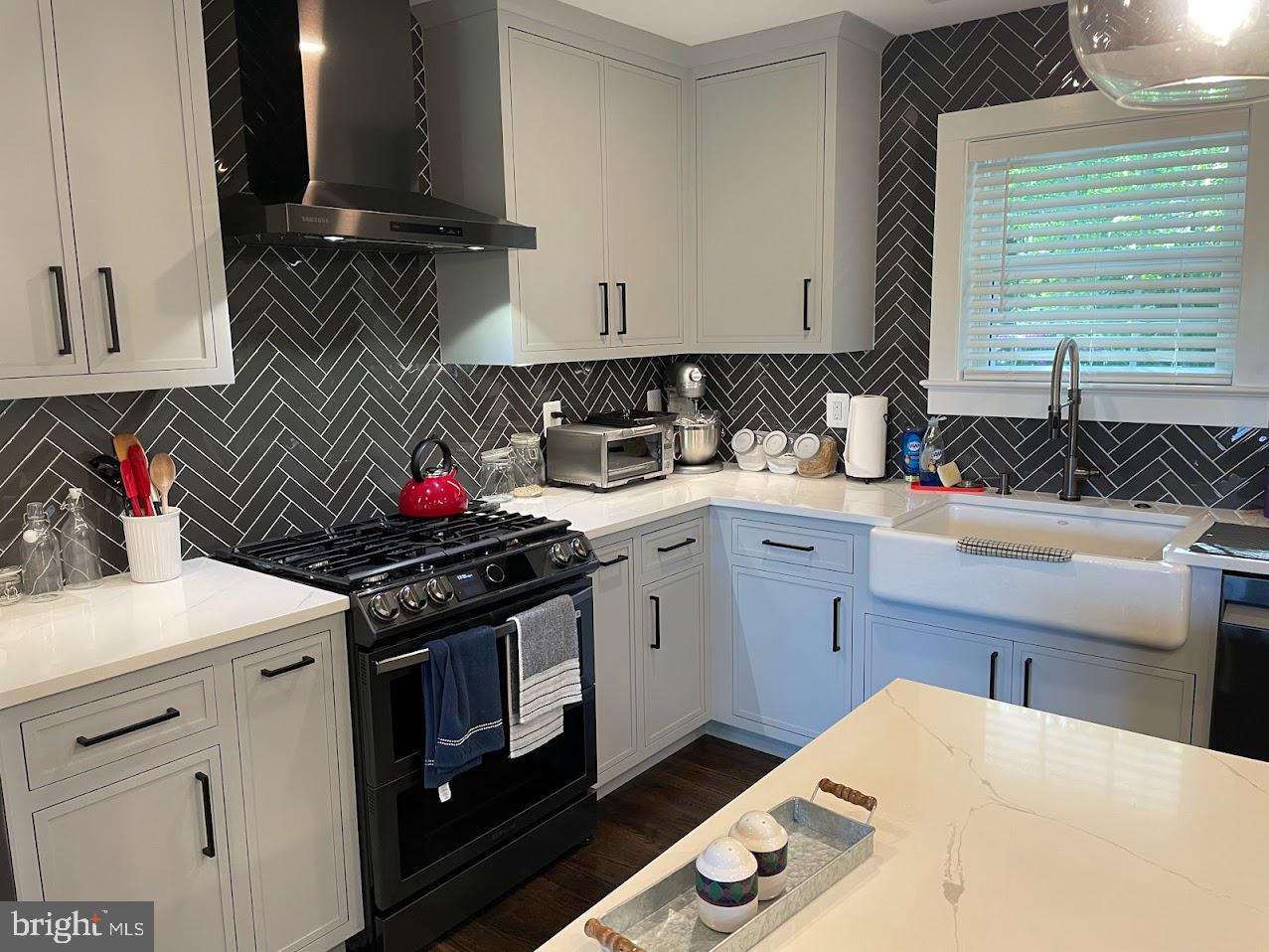 7308 Idylwood Road Falls Church, VA 22043 - Photo 8 of 23 Kitchen