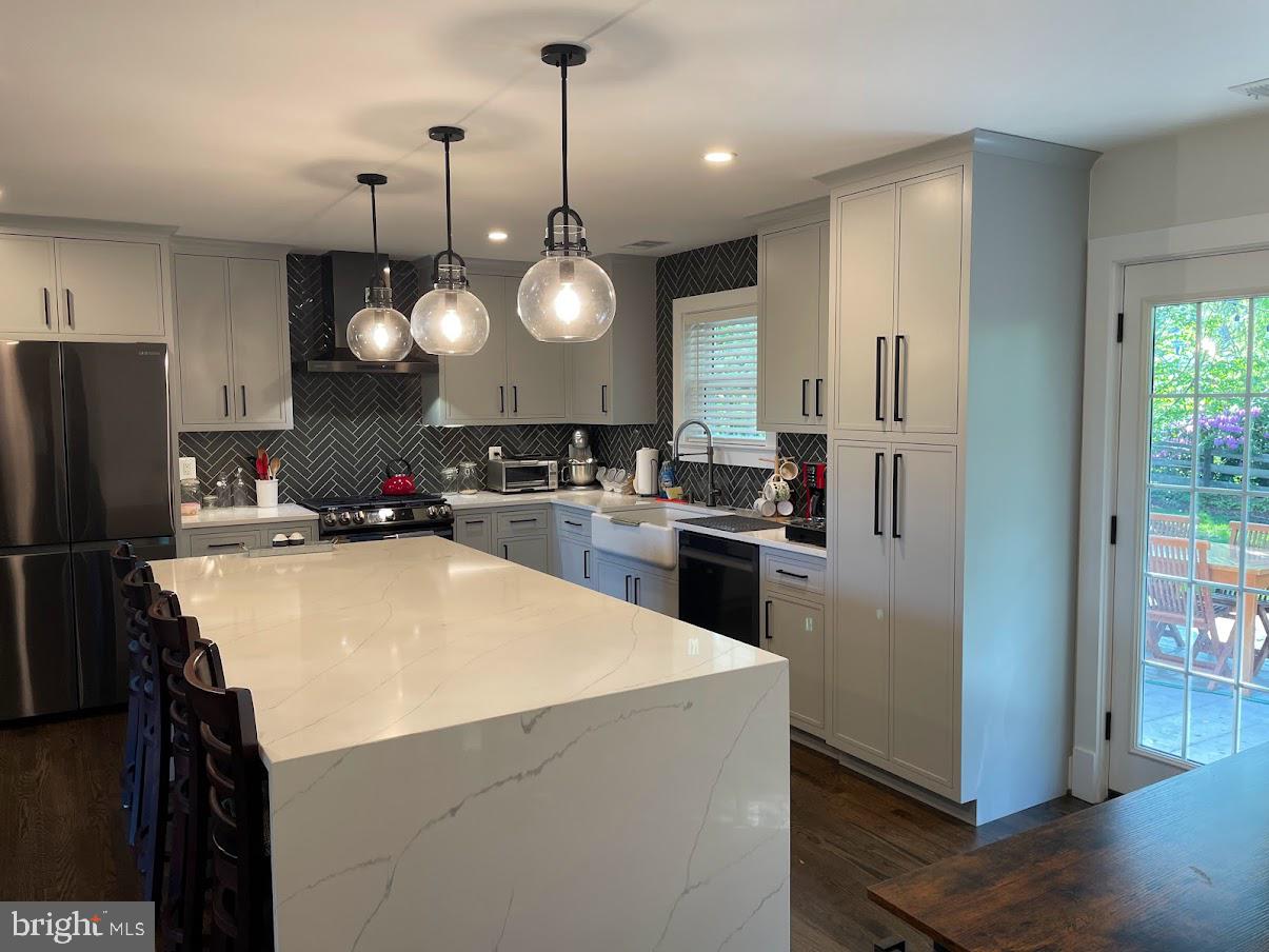 7308 Idylwood Road Falls Church, VA 22043 - Photo 9 of 23 Kitchen