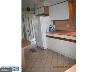 51 Balsam Road Levittown, PA 19057 - Photo 5 of 12 Kitchen