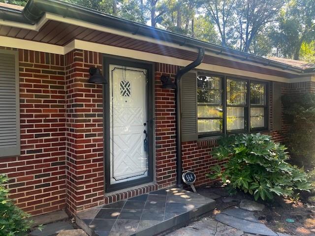 564 Wimbledon Road Northeast Atlanta, GA 30324 - Photo 2 of 21