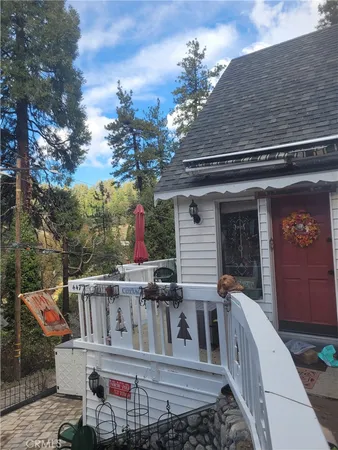 $290,000 | 447 Valley Road, Crestline, CA 92325
