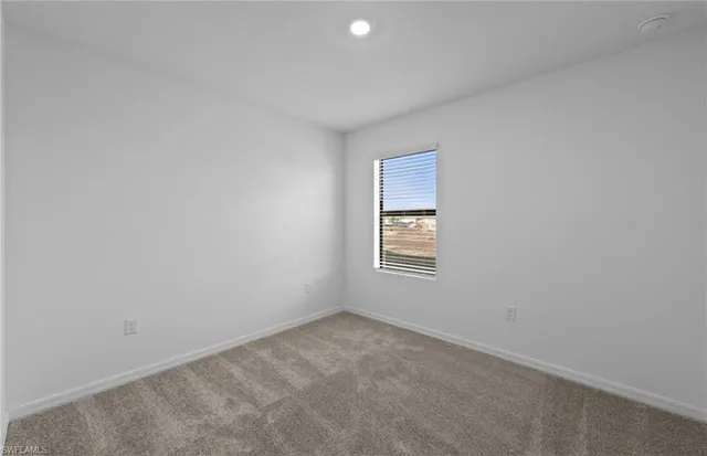 $319,990 | 630 Lakeside Oasis Avenue, Lehigh Acres, FL 33974