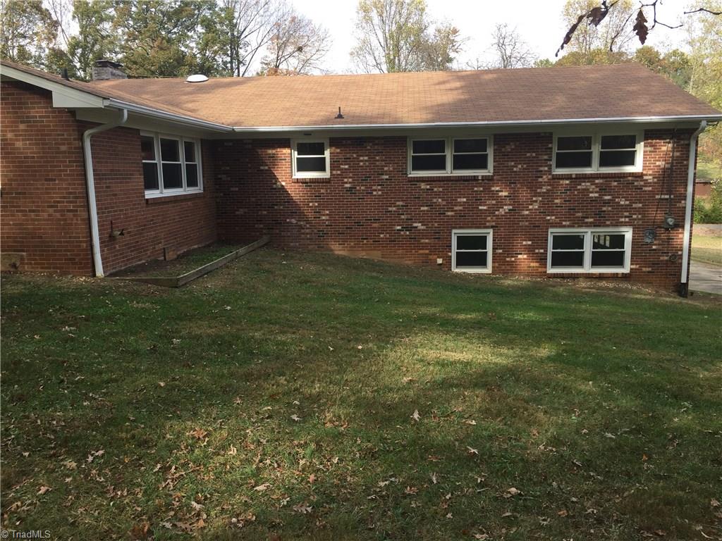 414 Spring Street King, NC 27021 - Photo 4 of 9 Gallery Image 4